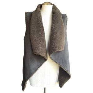 Velvet by Graham & Spencer Gray Faux Suede Sherpa Collar Sleeveless Vest